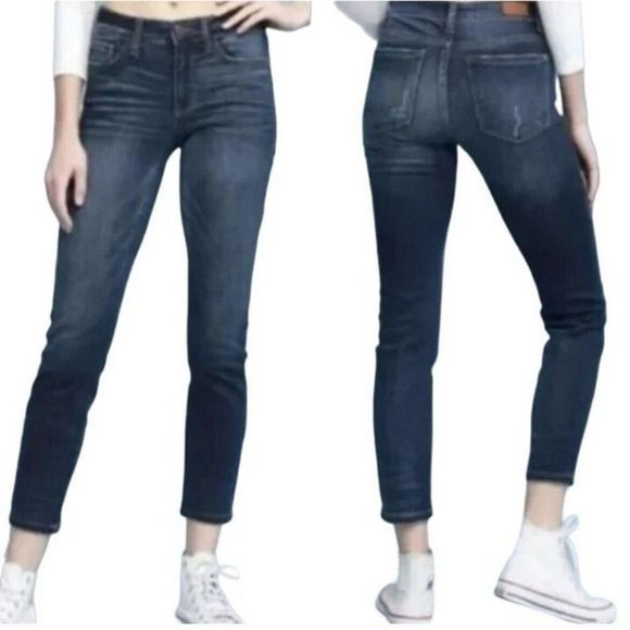 Judy Blue Denim - JUDY BLUE Relaxed Fit Angie Straight Leg Jeans Size 13/31 JB82102DK Blue Denim
